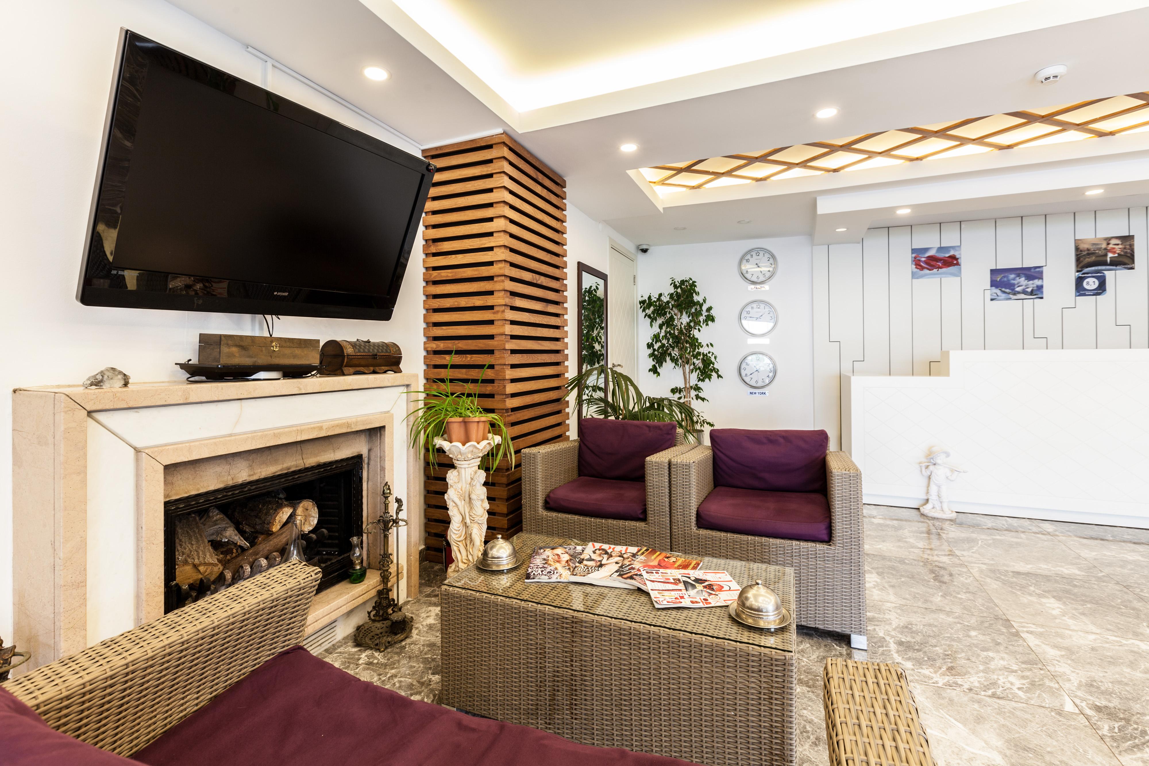 Buyukada Comfort Otel Prinseneilanden Buitenkant foto