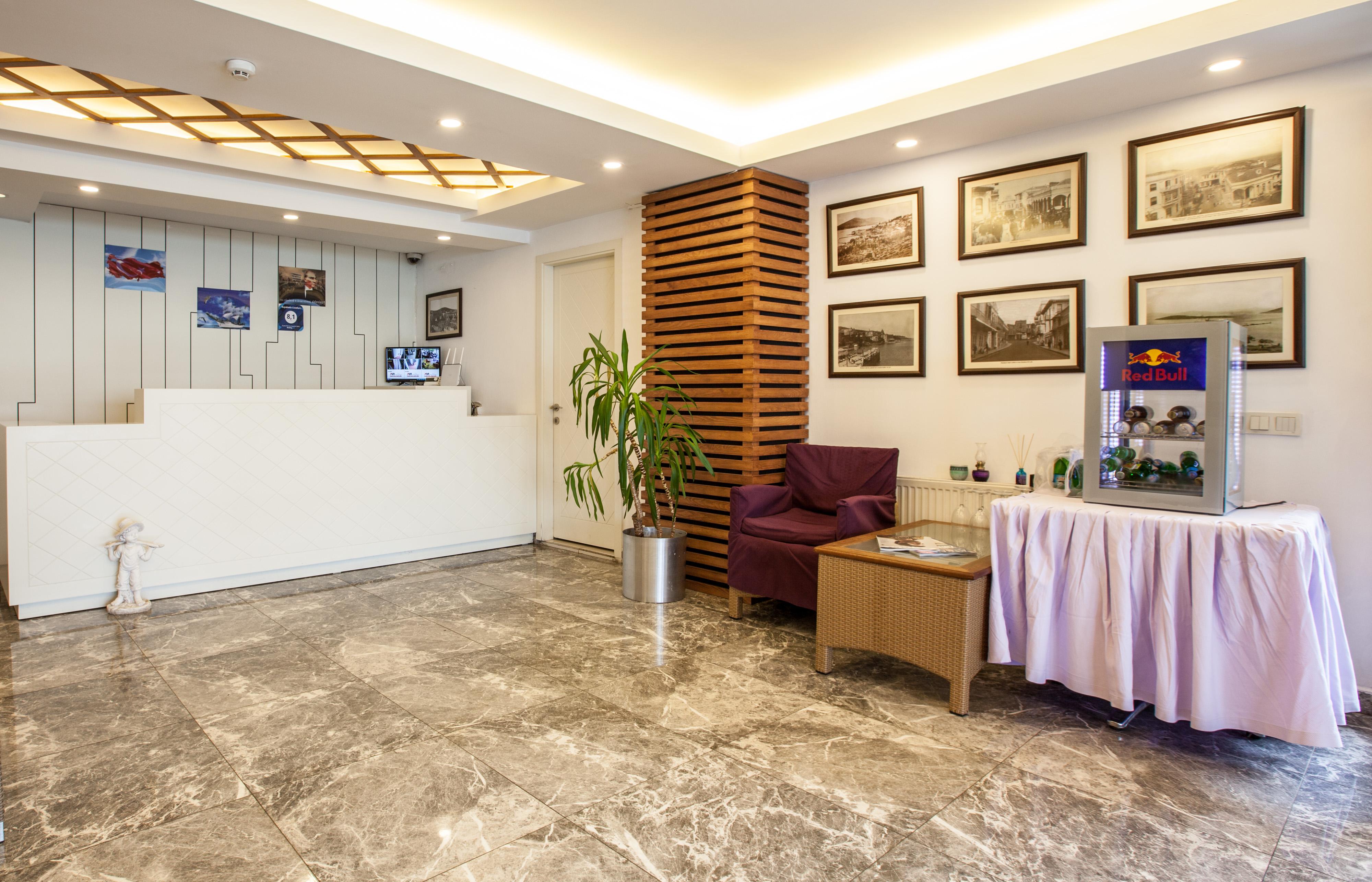 Buyukada Comfort Otel Prinseneilanden Buitenkant foto