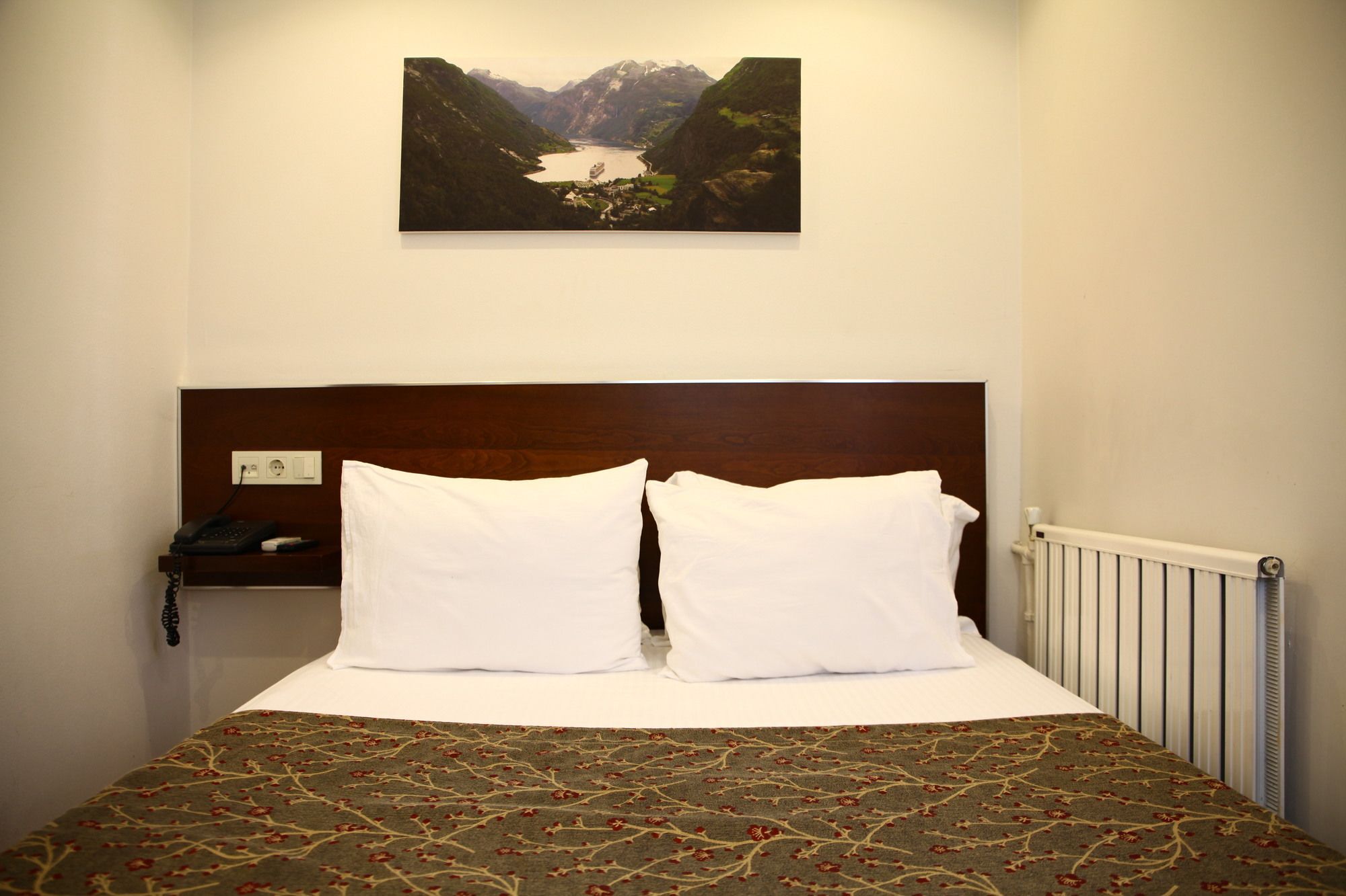 Buyukada Comfort Otel Prinseneilanden Buitenkant foto