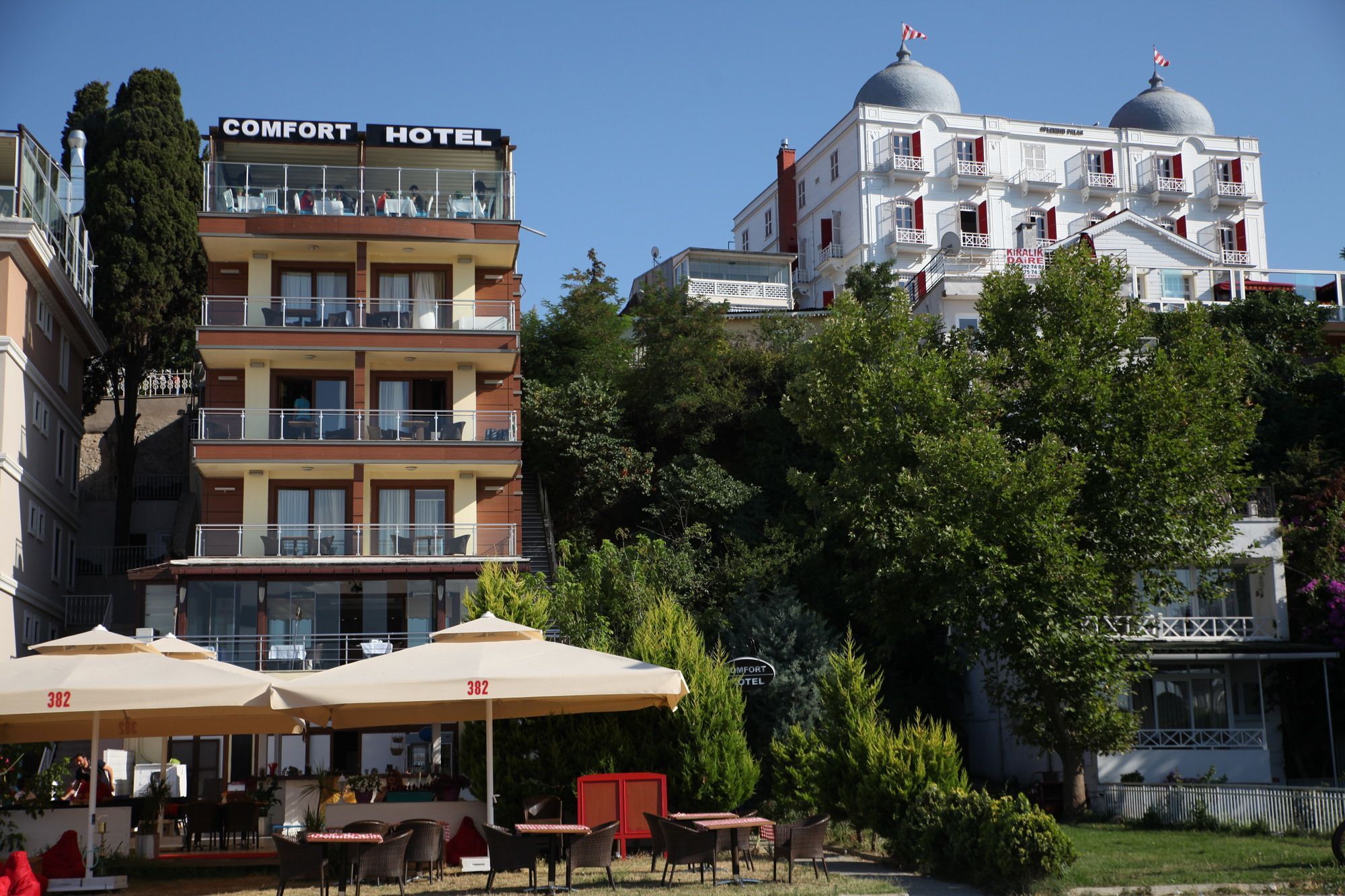 Buyukada Comfort Otel Prinseneilanden Buitenkant foto