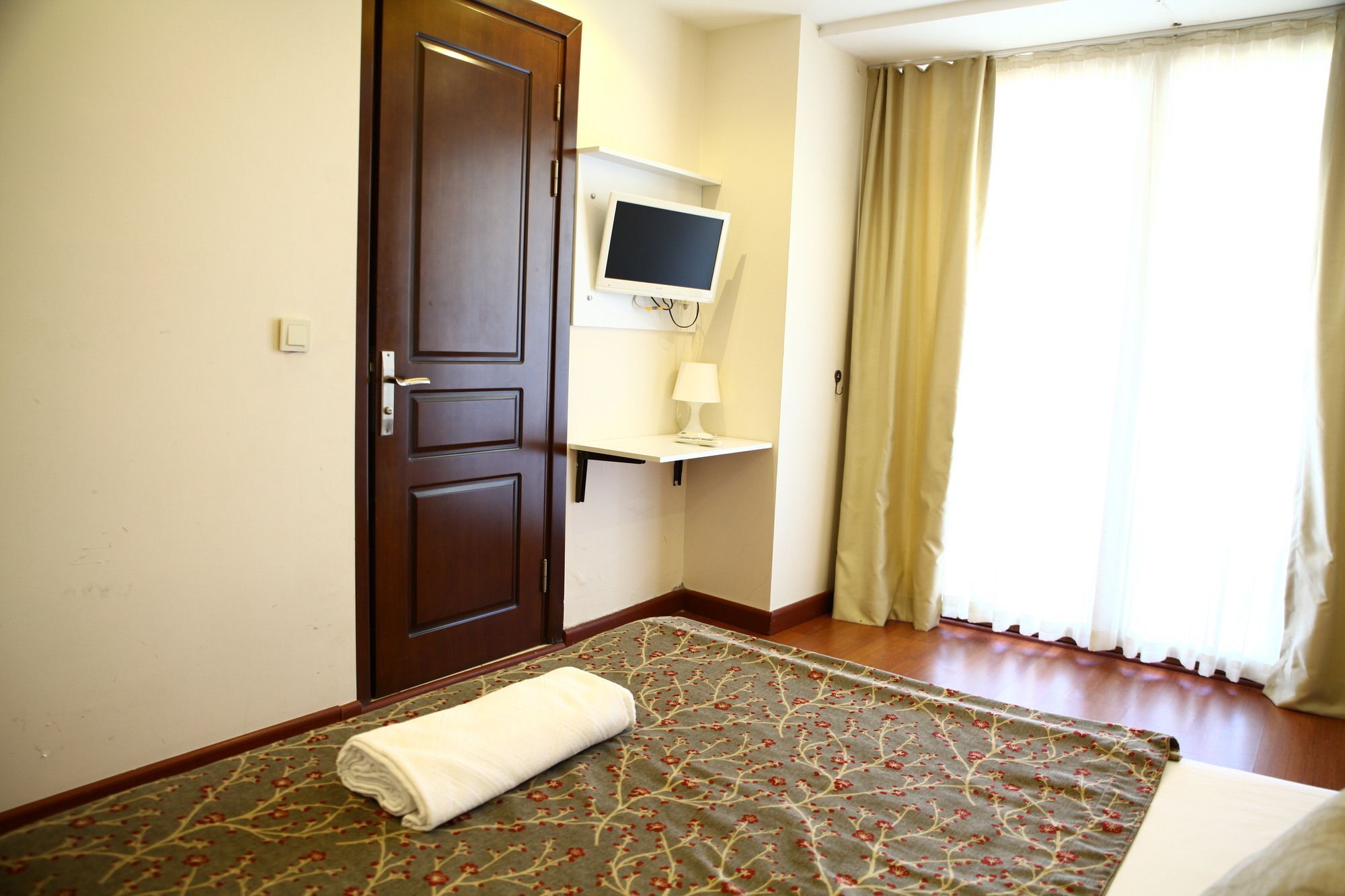 Buyukada Comfort Otel Prinseneilanden Buitenkant foto